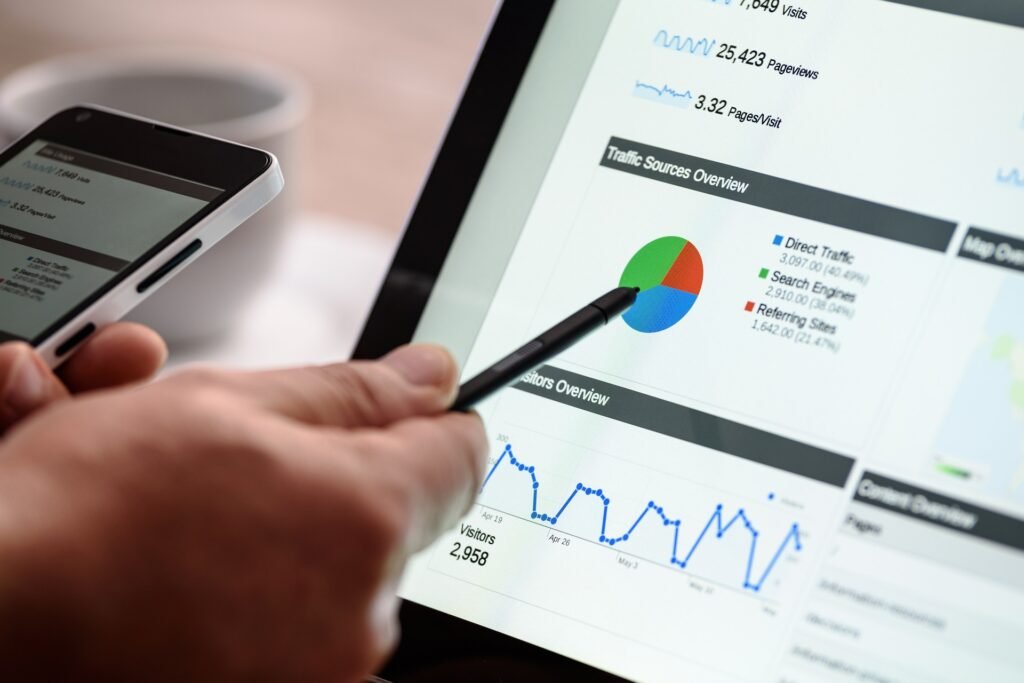 Realizzazione sito web {{mpg_city}}. Immagine rappresentativa di una campagna di marketing digitale, con grafiche accattivanti e messaggio promozionale chiaro.